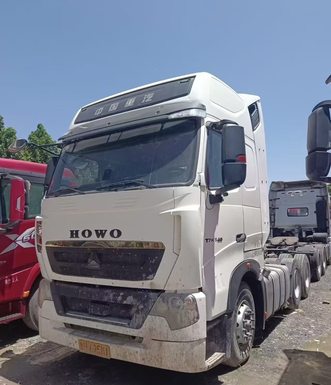 Howo T7, tractor 4*6 - Image 6